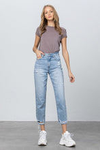 Load image into Gallery viewer, HIGH RISE TAPERED JEANS
