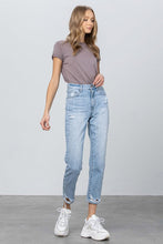 Load image into Gallery viewer, HIGH RISE TAPERED JEANS
