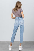 Load image into Gallery viewer, HIGH RISE TAPERED JEANS
