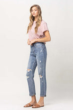 Load image into Gallery viewer, Distressed Stretch Boyfriend Jeans
