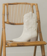 Load image into Gallery viewer, Sephira -Embroidered Short Boot
