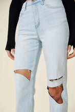 Load image into Gallery viewer, Distressed Wide Leg Jeans
