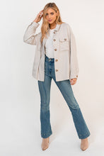 Load image into Gallery viewer, Pocket Detail Oversized Jacket
