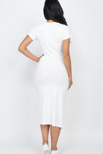Load image into Gallery viewer, Ribbed Solid Top &amp; Midi Skirt Set
