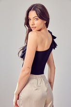 Load image into Gallery viewer, One Shoulder Knit Top
