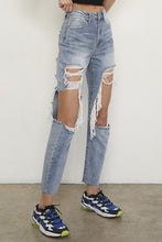 Load image into Gallery viewer, High Rise Destroyed Boyfriend Cute Jeans

