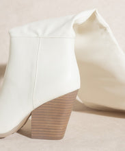 Load image into Gallery viewer, Clara - Knee-High Western Boots
