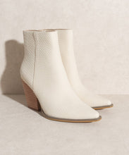 Load image into Gallery viewer, Sonia - Western Ankle Boots
