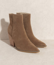 Load image into Gallery viewer, Sonia - Western Ankle Boots
