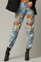 Load image into Gallery viewer, Star Print Slouch Jeans
