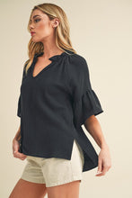 Load image into Gallery viewer, Tes 3/4 Sleeve Ruffle Top

