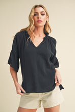 Load image into Gallery viewer, Tes 3/4 Sleeve Ruffle Top
