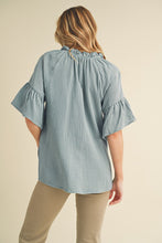 Load image into Gallery viewer, Tes 3/4 Sleeve Ruffle Top

