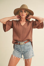 Load image into Gallery viewer, Tes 3/4 Sleeve Ruffle Top
