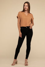 Load image into Gallery viewer, Always a Delight Short Sleeve Linen Top

