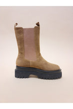 Load image into Gallery viewer, Platform Casual Combat Boot
